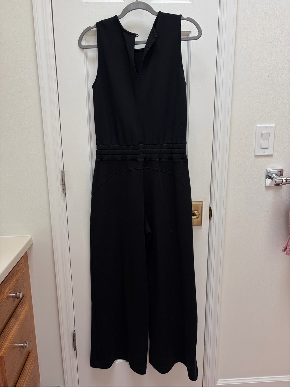 SPANX AirEssentials Black Sleevless Jumpsuit, Petite Medium